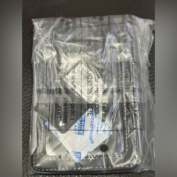 NWT Buckle-Down Disney’s Stitch Cardholder ID wallet - Picture 5 of 5